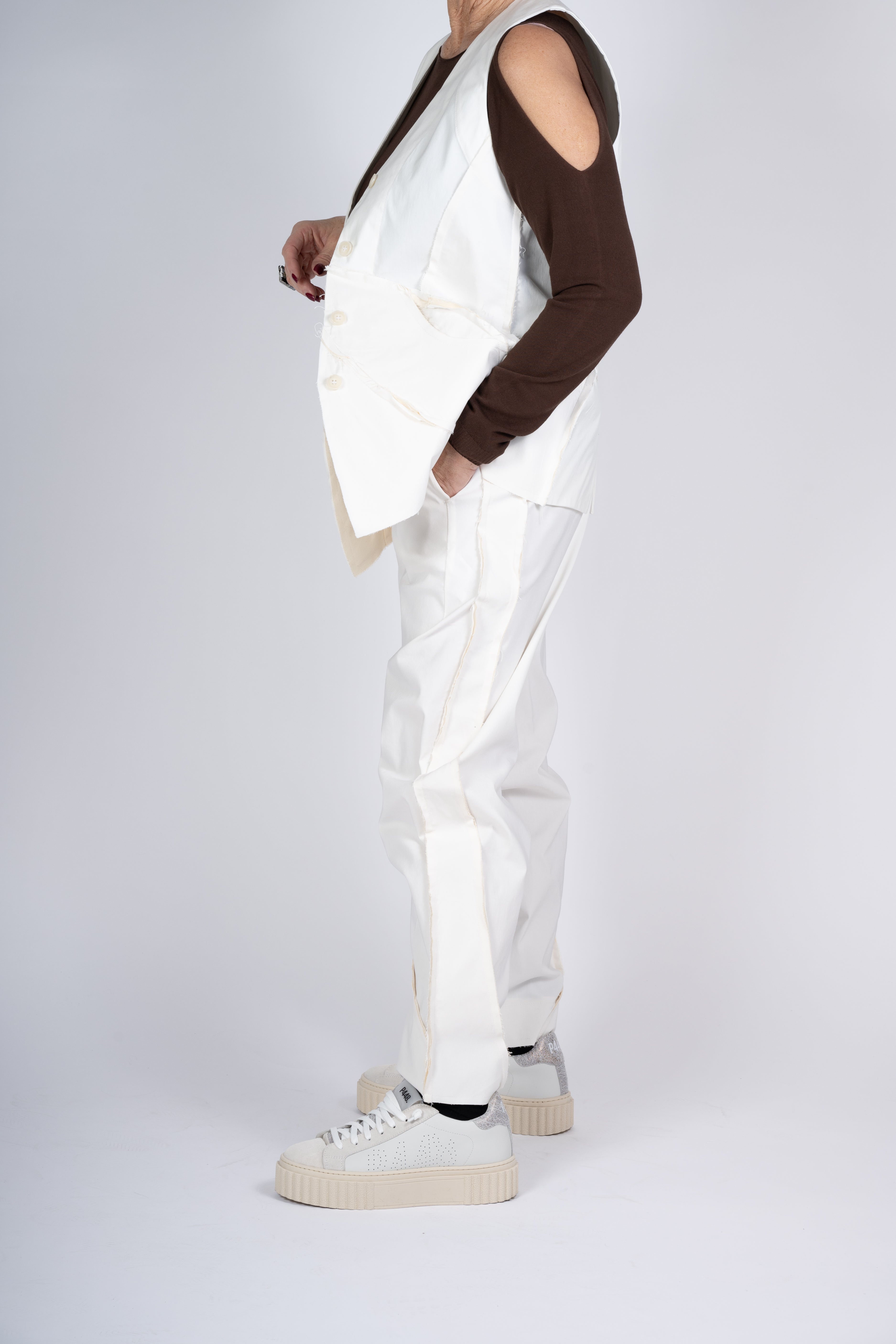 PANTALONI MANESERA COLOR CREMA