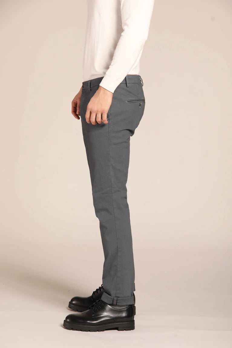 MILANO MASON'S GRAY MICRO-PATTERN
