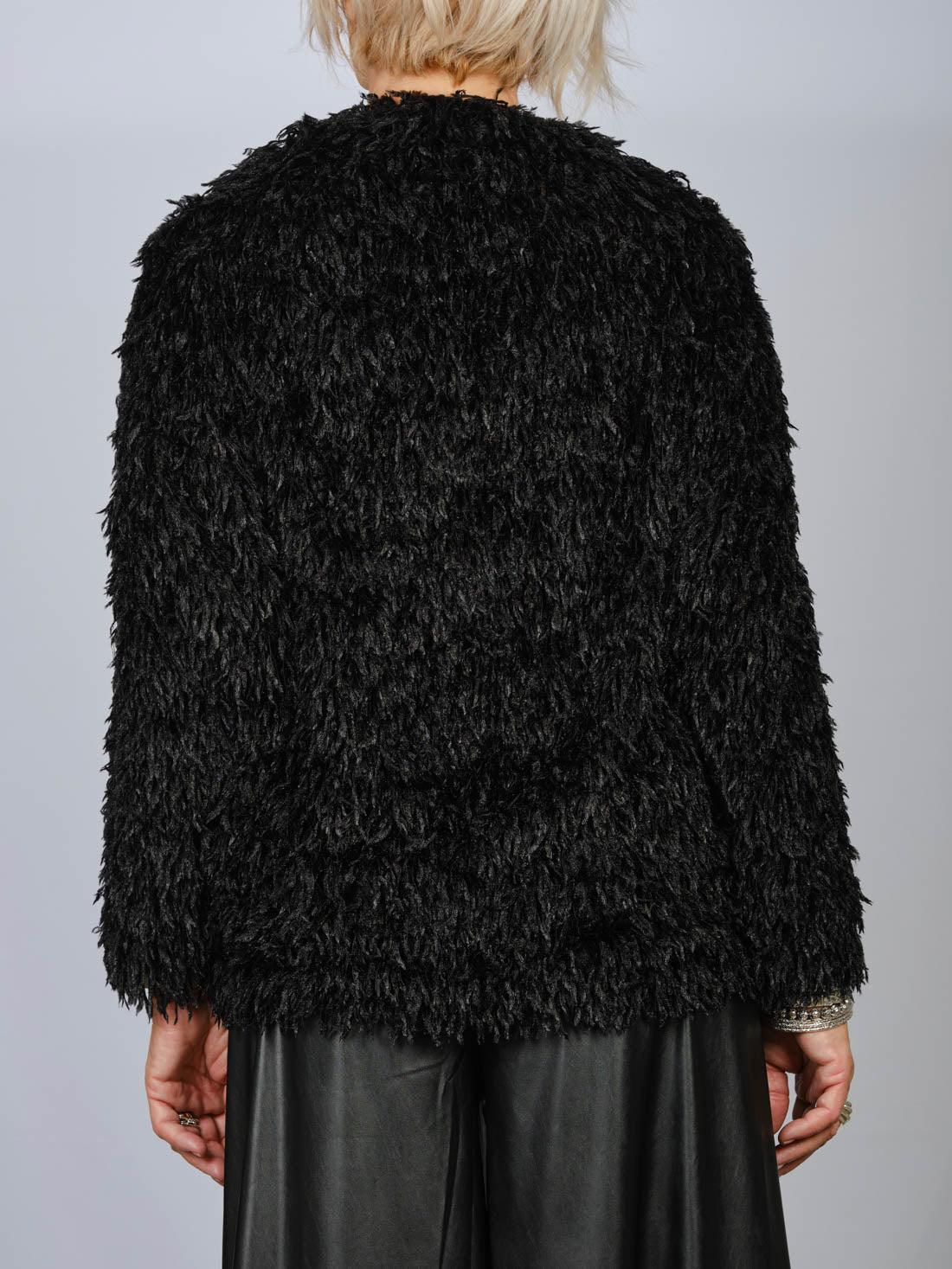 MAGLIA ORIMUSI COLORE NERO