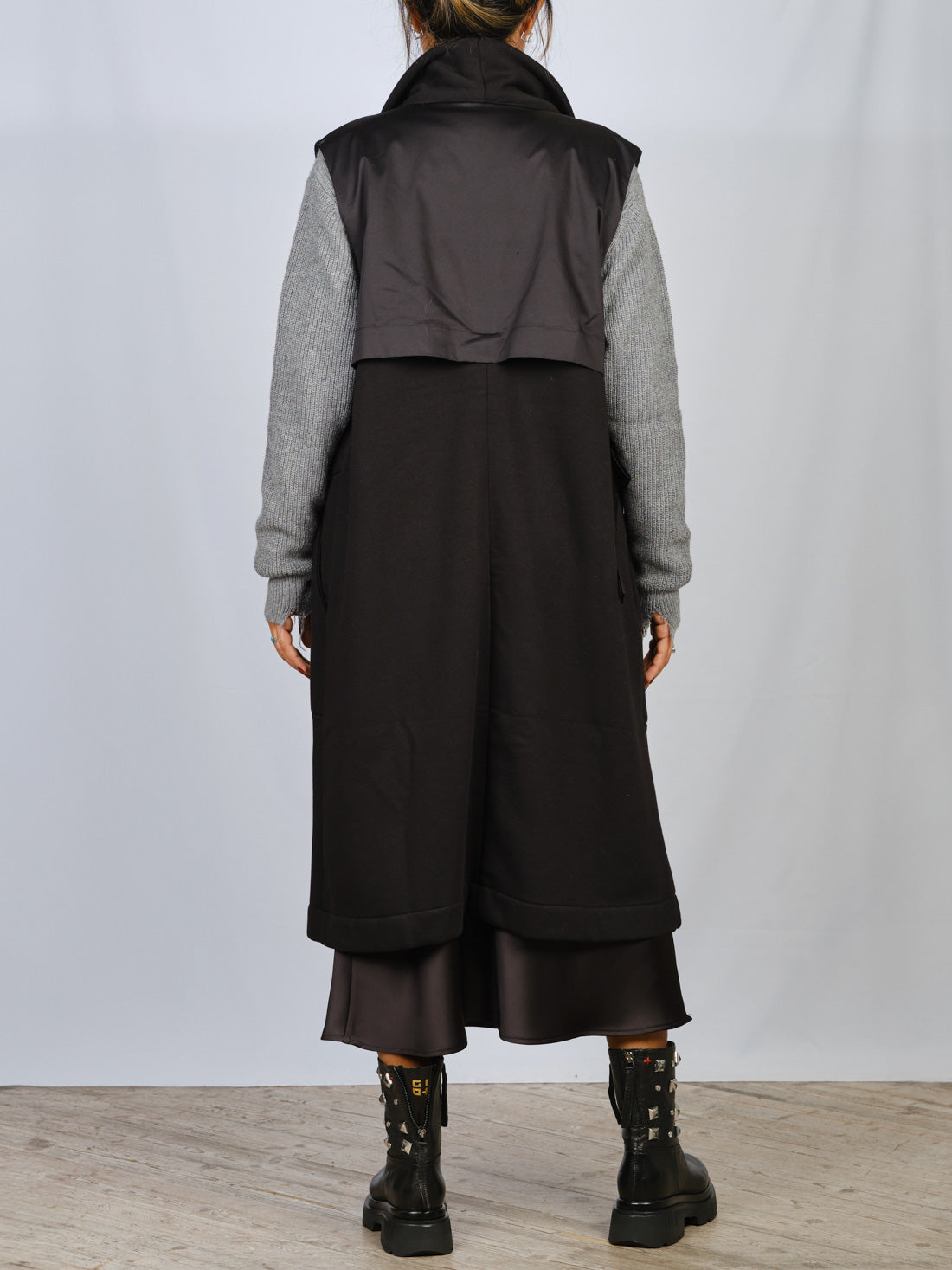 CAPPOTTO SMANICATO NERO LOTUS