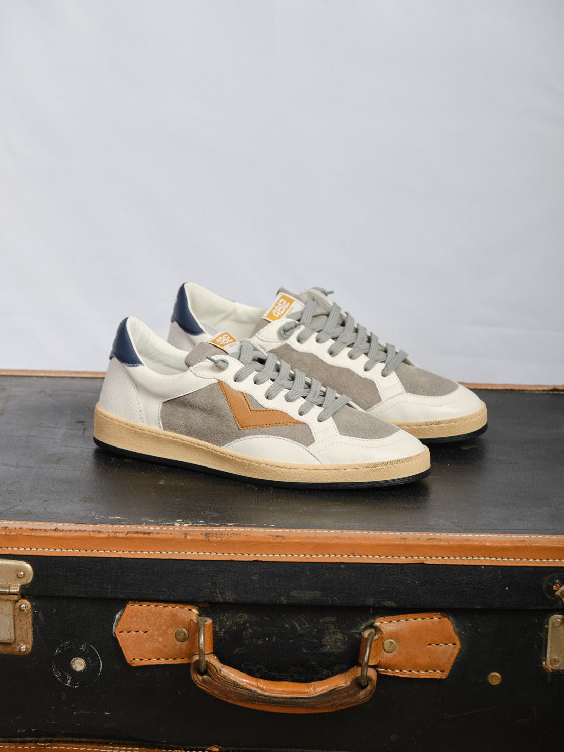 SNEAKERS 4B12 COLOR GRIGIO E GHIACCIO