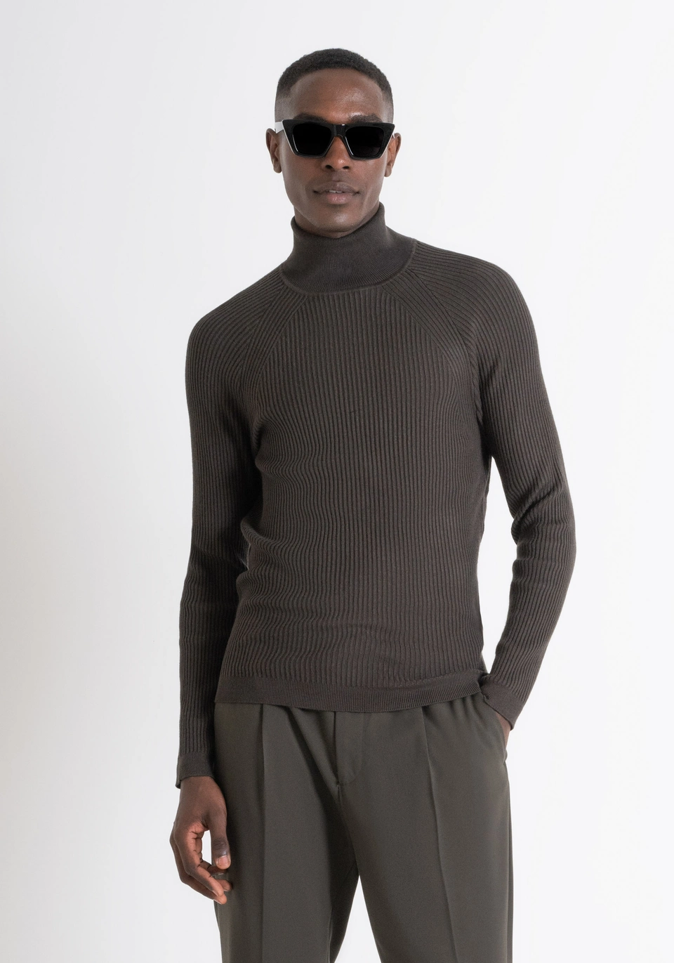 MMSW01409 YA500002 4075 MILITARE